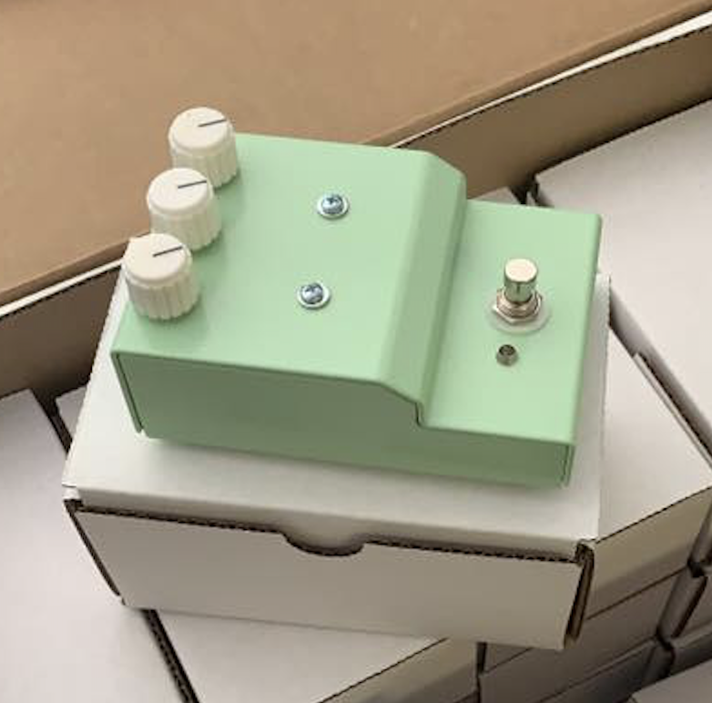 Makes Sounds Loudly Custom MKII Tonebender | Axe And You Shall